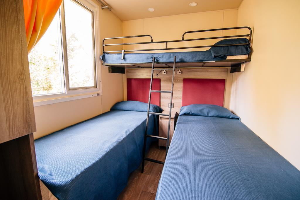 Camping Casa Di Caccia مارينا دي بيبونا المظهر الخارجي الصورة
